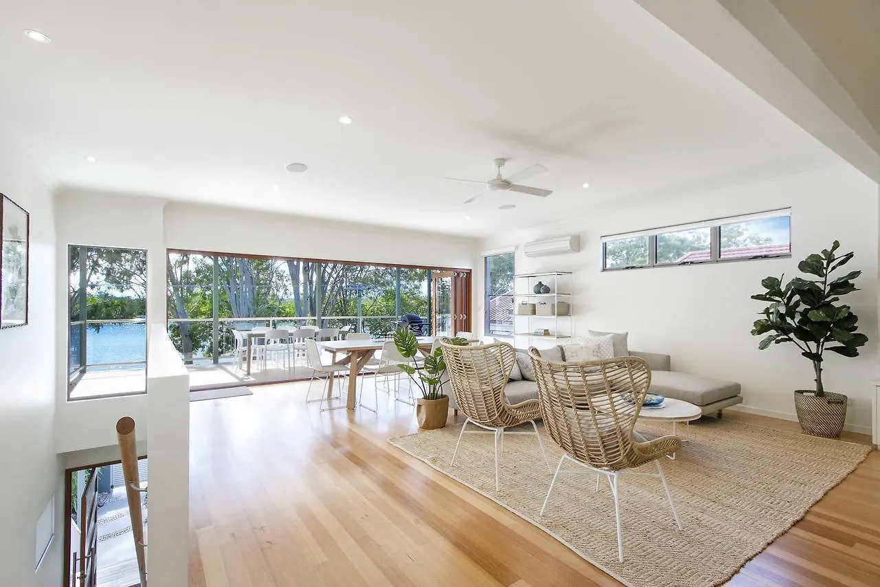 Holiday home Tranquil & Modern Riverside Getaway Noosaville